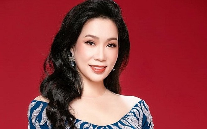 Á hậu đầu tiên được phong NSND: Tuổi 52 nhan sắc mặn mà, chồng đại gia yêu chiều thường xuyên tặng quà Á hậu đầu tiên được phong NSND: Tuổi 52 nhan sắc mặn mà, chồng đại gia yêu chiều thường xuyên tặng quà