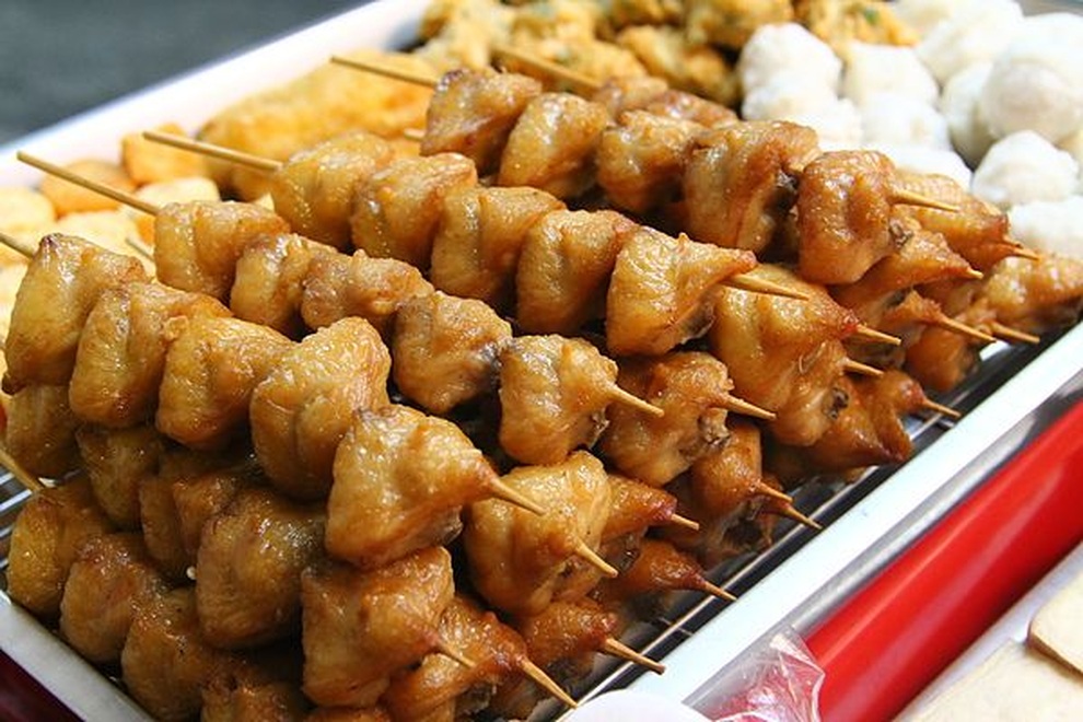 "Nhất phao câu, nhì đầu, cánh" nhưng những ai thích ăn nhất định phải biết 1 thao tác - Ảnh 2.