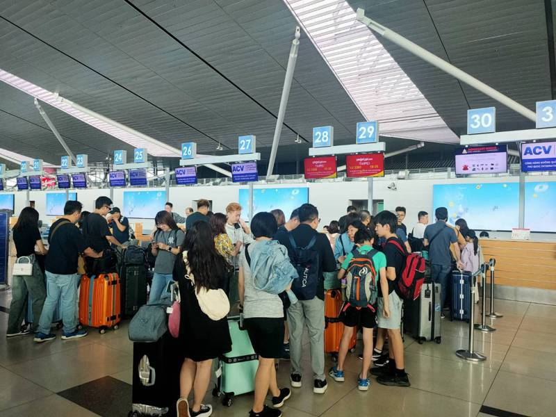 Gia đình tôi "khóc thét" vì mua tour du lịch giá rẻ: Chỉ biết tự trách mình, đúng là "tham thì thâm"!- Ảnh 1. Gia đình tôi "khóc thét" vì mua tour du lịch giá rẻ: Chỉ biết tự trách mình, đúng là "tham thì thâm"!- Ảnh 1.