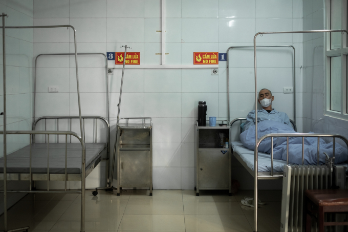 Là bác sĩ nhưng không dám nói, luôn sợ con đi học bị kỳ thị và những ám ảnh phía sau cánh cổng Bệnh viện 09 ở Hà Nội - Ảnh 1. Là bác sĩ nhưng không dám nói, luôn sợ con đi học bị kỳ thị và những ám ảnh phía sau cánh cổng Bệnh viện 09 ở Hà Nội - Ảnh 1.