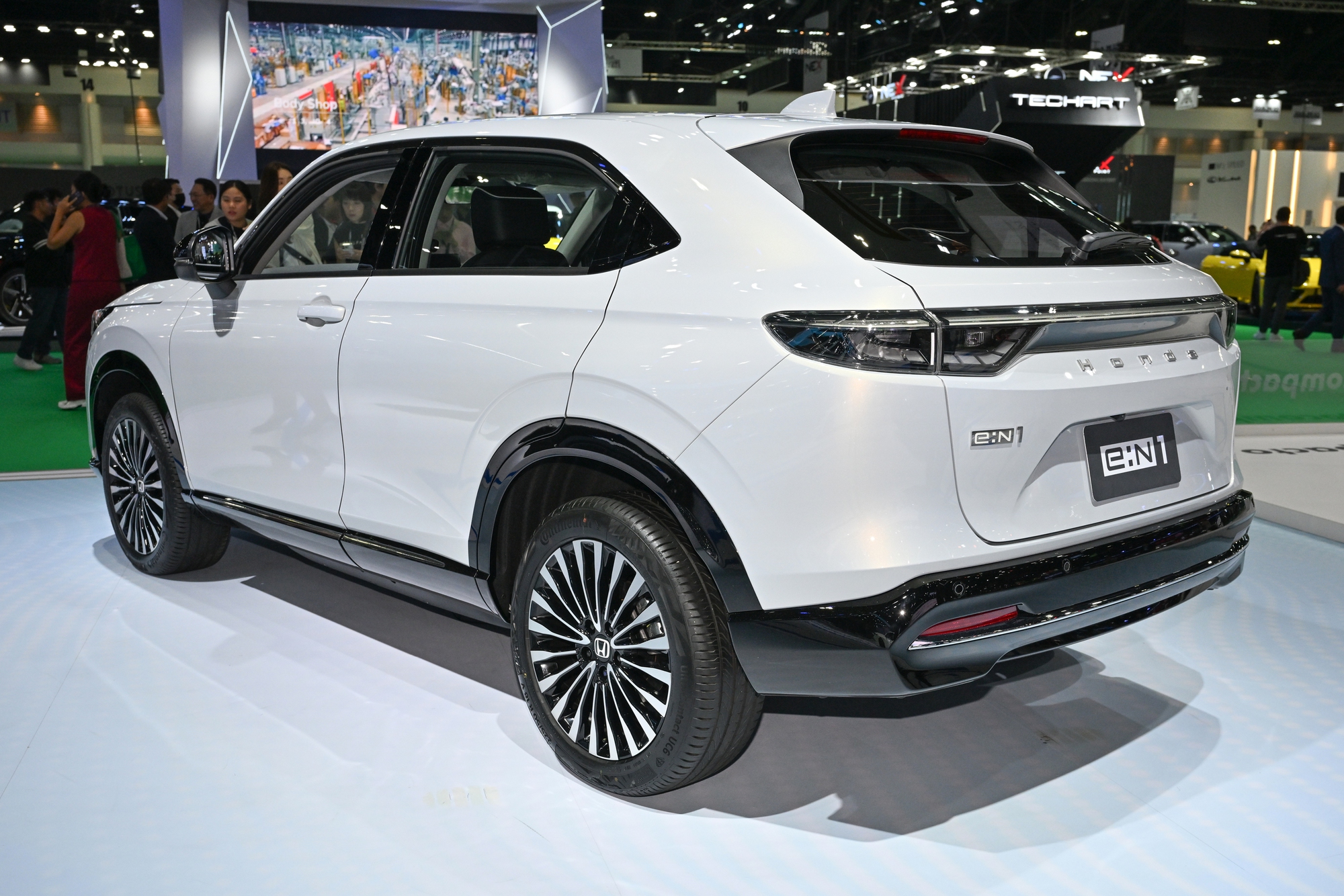 Chi tiết Honda HR-V thuần điện tại triển lãm BIMS 2024: Chạy 500 km trong 1 lần sạc, bỏ ngỏ khả năng về Việt Nam - Ảnh 11.