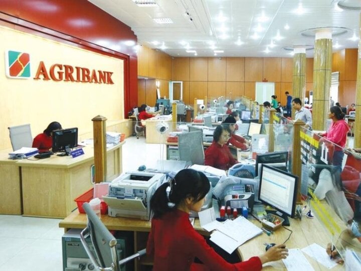Năm 2023, thu nhập của nhân viên ngân hàng Agribank là bao nhiêu? - Ảnh 1.