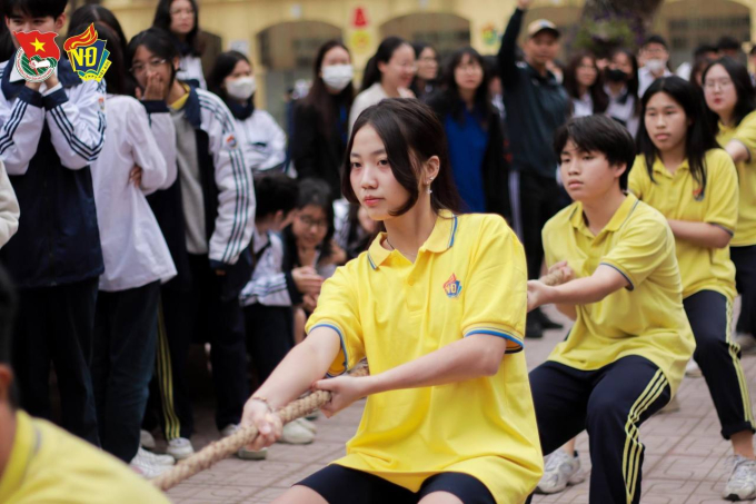 Ngôi trường cấp 3 vang danh quận Hoàn Kiếm, lọt top điểm chuẩn cao nhất 2023, là cái nôi đào tạo ra nhiều Hoa hậu- Ảnh 4. Ngôi trường cấp 3 vang danh quận Hoàn Kiếm, lọt top điểm chuẩn cao nhất 2023, là cái nôi đào tạo ra nhiều Hoa hậu- Ảnh 4.