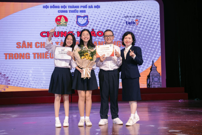 Nữ sinh lớp 7 trường công chinh phục IELTS 8.5 ngay lần thi đầu: Sở hữu loạt thành tích càng nể, mẹ tiết lộ bí quyết đồng hành cùng con - Ảnh 4. Nữ sinh lớp 7 trường công chinh phục IELTS 8.5 ngay lần thi đầu: Sở hữu loạt thành tích càng nể, mẹ tiết lộ bí quyết đồng hành cùng con - Ảnh 4.