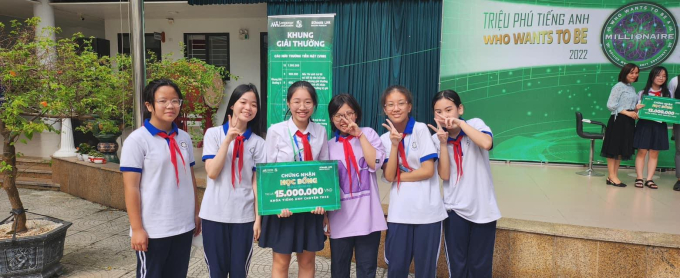 Nữ sinh lớp 7 trường công chinh phục IELTS 8.5 ngay lần thi đầu: Sở hữu loạt thành tích càng nể, mẹ tiết lộ bí quyết đồng hành cùng con - Ảnh 5. Nữ sinh lớp 7 trường công chinh phục IELTS 8.5 ngay lần thi đầu: Sở hữu loạt thành tích càng nể, mẹ tiết lộ bí quyết đồng hành cùng con - Ảnh 5.