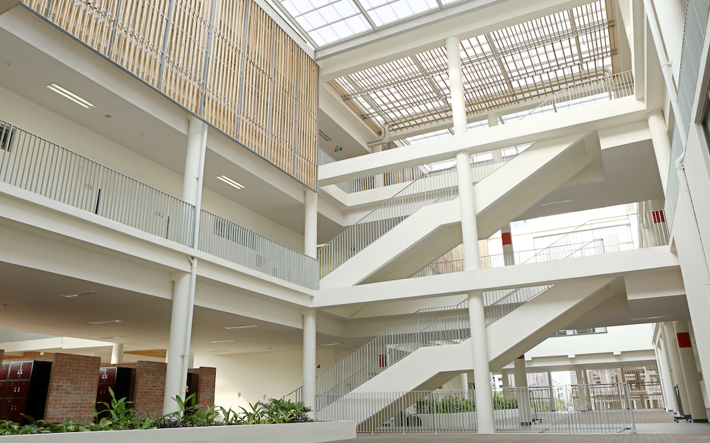 Ngôi trường quốc tế học phí rẻ bậc nhất Hà Nội: Giá chỉ bằng 1/3 các đối thủ, vị trí ngay gần trung tâm, học sinh vào mẫu giáo đã phải biết ngoại ngữ- Ảnh 9. Ngôi trường quốc tế học phí rẻ bậc nhất Hà Nội: Giá chỉ bằng 1/3 các đối thủ, vị trí ngay gần trung tâm, học sinh vào mẫu giáo đã phải biết ngoại ngữ- Ảnh 9.