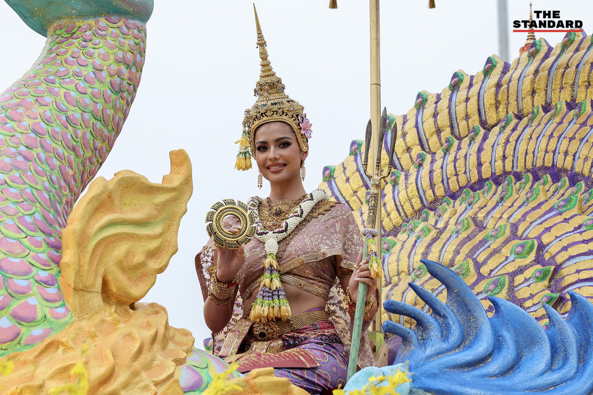 Lễ hội Songkran 2024: Dòng người ùn ùn đổ ra đường, Thái Lan chính thức khởi động "7 ngày nguy hiểm"- Ảnh 8.