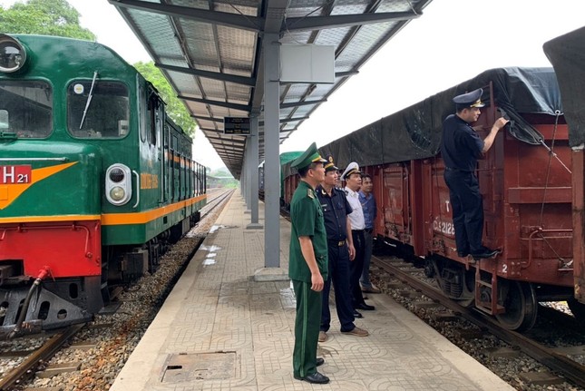 Đường sắt tốc độ cao nối với Trung Quốc: Cửa ngõ giao thương của Việt Nam với thế giới - Ảnh 2. Đường sắt tốc độ cao nối với Trung Quốc: Cửa ngõ giao thương của Việt Nam với thế giới - Ảnh 2.