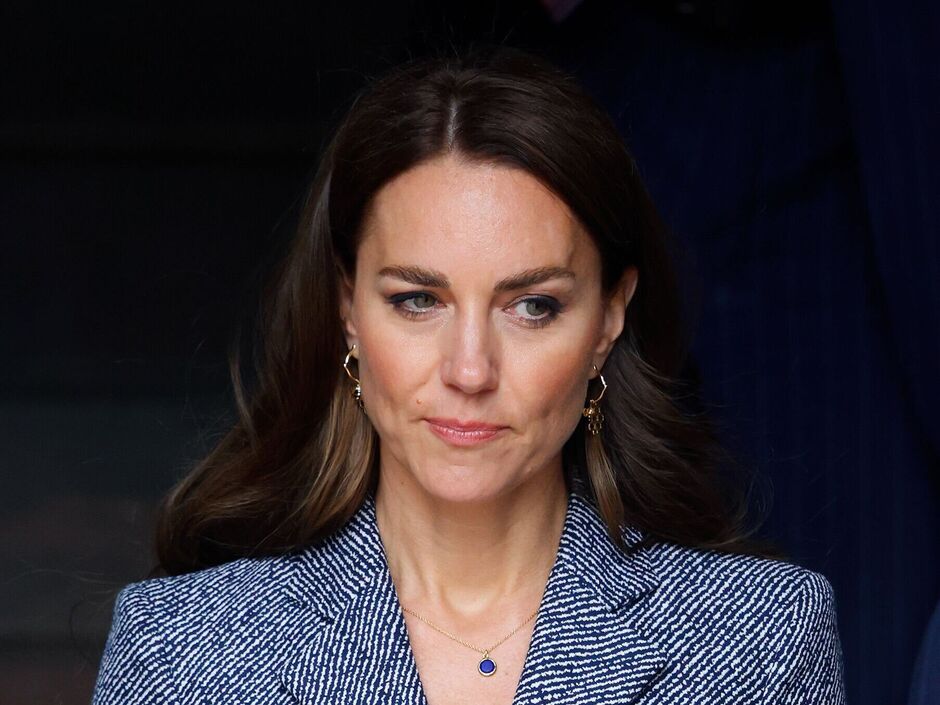 Thân vương William và con trai George vô tình tiết lộ tình hình sức khỏe hiện tại của Vương phi Kate- Ảnh 2.