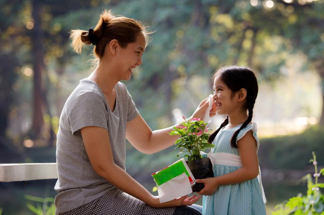 3 năm trước, con trai tôi đứng thứ 10 toàn trường, sau khi nhận được đủ thứ “lời khen hoa mỹ” từ tôi, hiện tại, thằng bé muốn bỏ học… - Ảnh 3.