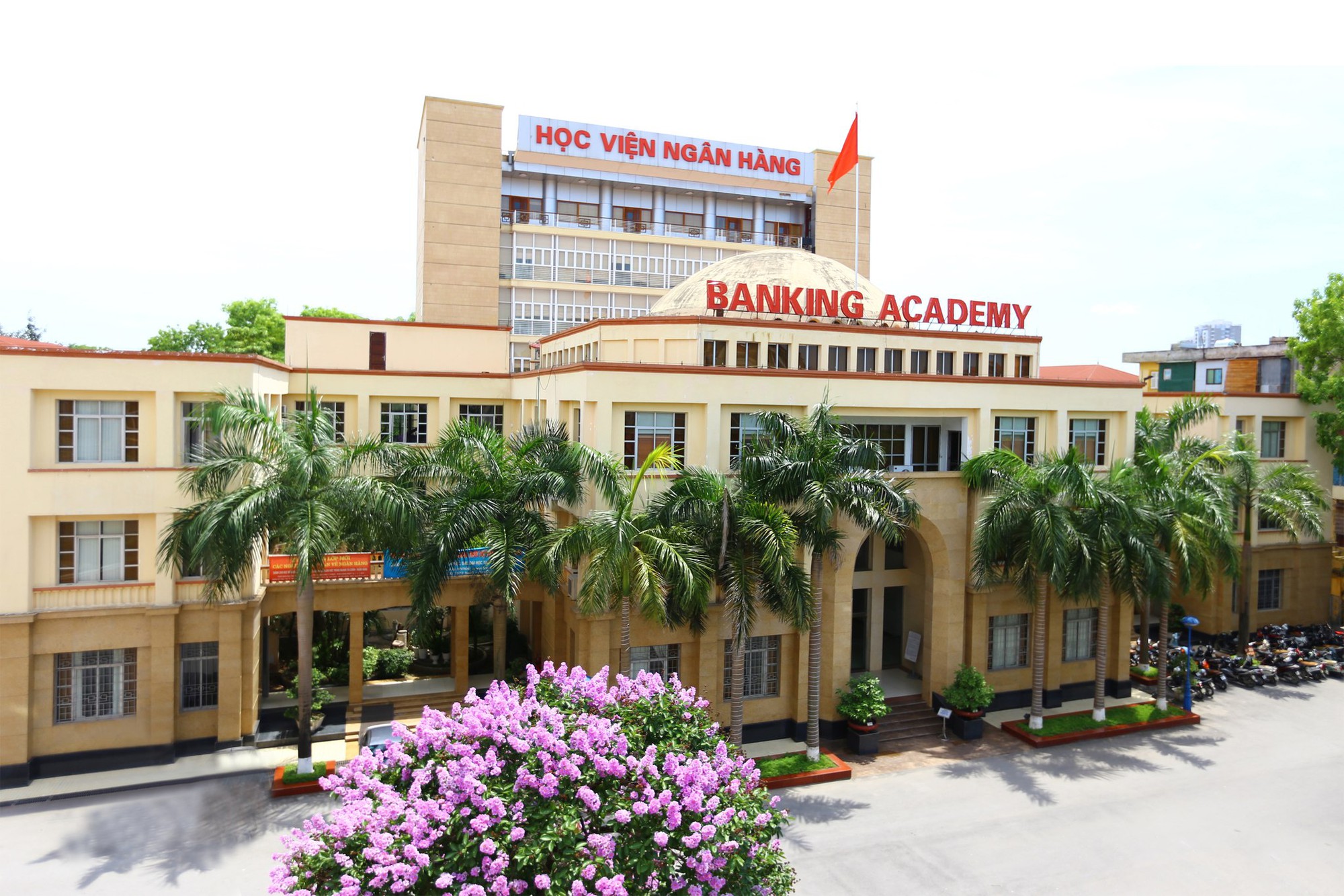 Quận trung tâm Hà Nội có nhiều đại học nhất: Diện tích chưa đến 10km2 nhưng tập trung 15 trường, toàn trường top điểm chuẩn ngưỡng 28- Ảnh 5. Quận trung tâm Hà Nội có nhiều đại học nhất: Diện tích chưa đến 10km2 nhưng tập trung 15 trường, toàn trường top điểm chuẩn ngưỡng 28- Ảnh 5.