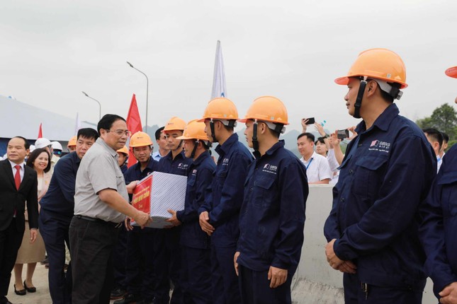 Thủ tướng phát lệnh khởi công cao tốc Hữu Nghị - Chi Lăng hơn 11.000 tỷ đồng - Ảnh 5.