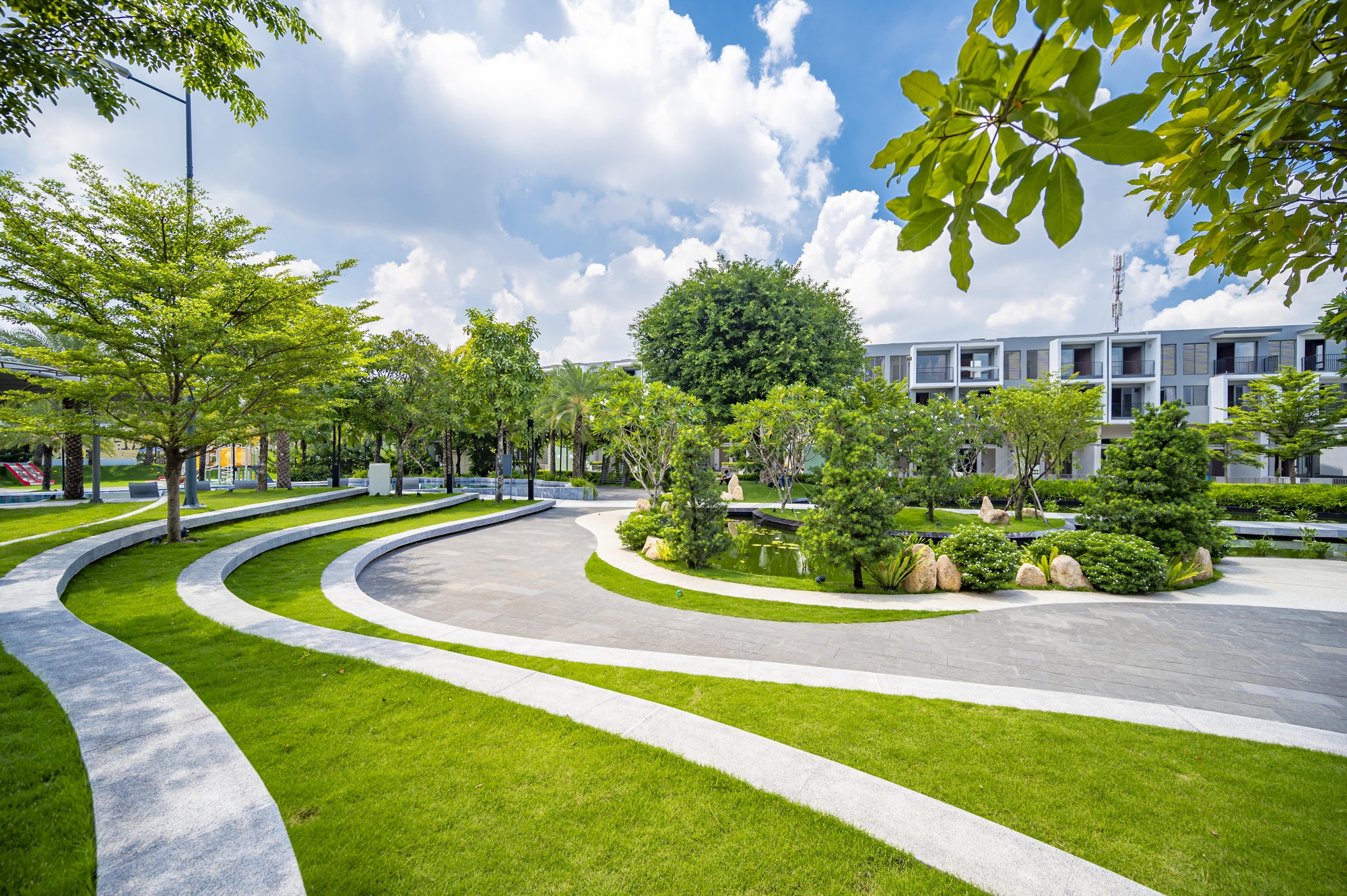 Chỉ từ 22 triệu/m2, nhà phố biệt lập Bình Dương hút khách - Ảnh 2. Chỉ từ 22 triệu/m2, nhà phố biệt lập Bình Dương hút khách - Ảnh 2.