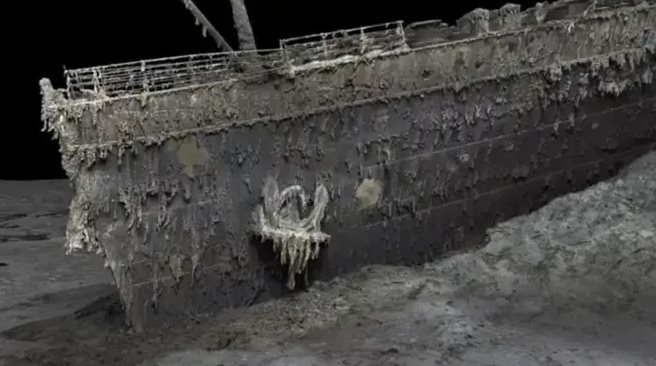 Chiếc vòng gắn răng của loài sinh vật thời tiền sử nằm cạnh xác tàu Titanic: Công nghệ hiện đại được dùng để xác định chủ nhân những báu vật bị chôn vùi cùng siêu tàu huyền thoại - Ảnh 2.