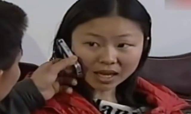 Cô gái bị câm điếc bẩm sinh suốt 22 năm, vừa lấy chồng ngay lập tức nói được: Dân làng bảo 
