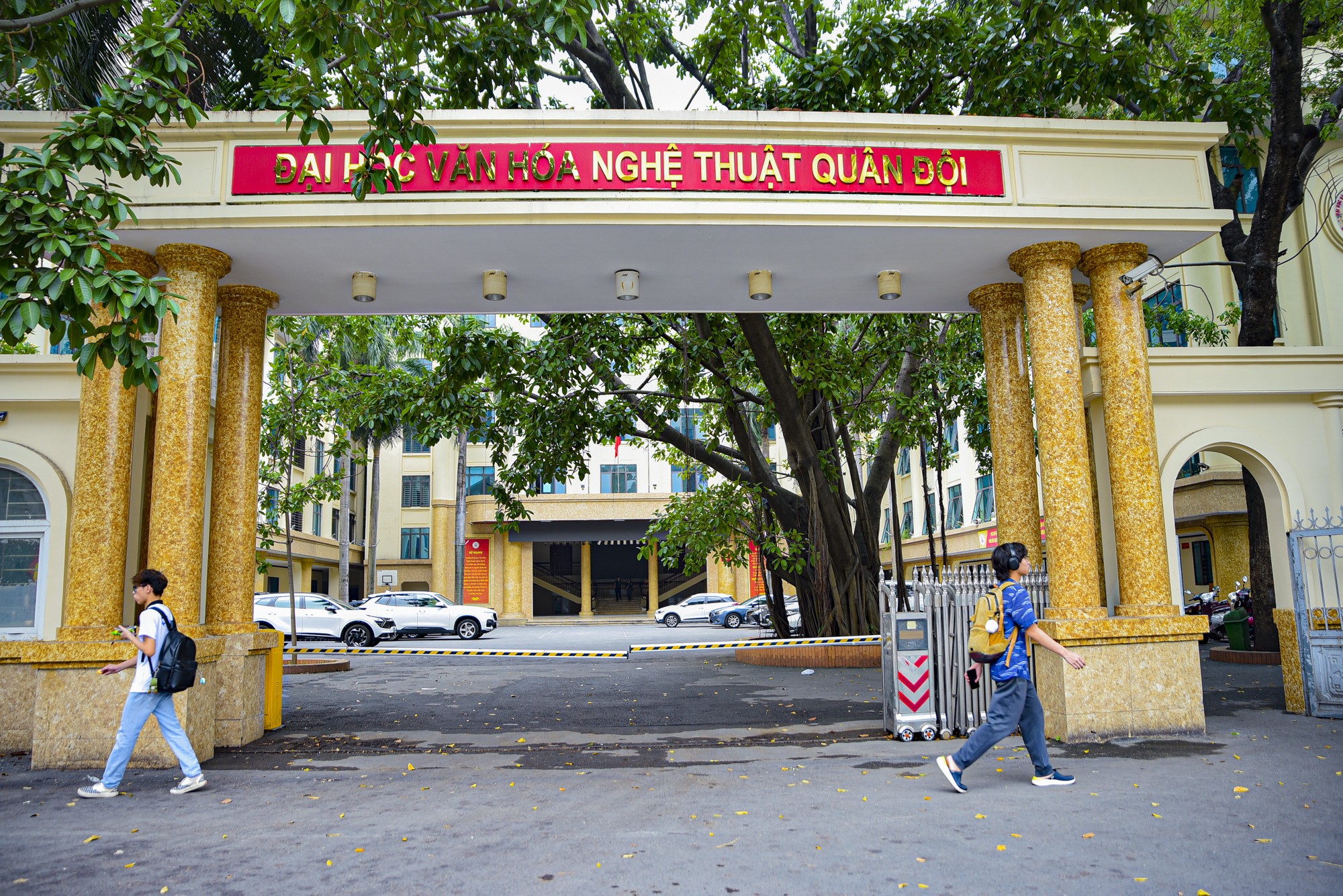 Đoạn đường chỉ một km nhưng có đến 6 trường đại học, một trường đang được đầu tư 1.700 tỷ đồng xây cơ sở mới- Ảnh 10. Đoạn đường chỉ một km nhưng có đến 6 trường đại học, một trường đang được đầu tư 1.700 tỷ đồng xây cơ sở mới- Ảnh 10.