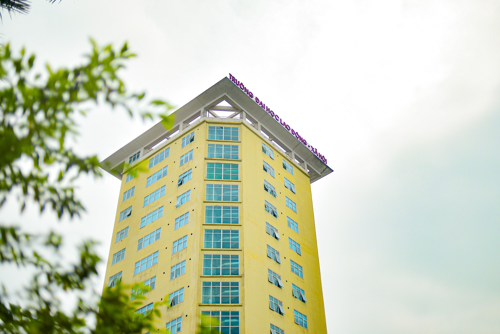Đoạn đường chỉ một km nhưng có đến 6 trường đại học, một trường đang được đầu tư 1.700 tỷ đồng xây cơ sở mới- Ảnh 12. Đoạn đường chỉ một km nhưng có đến 6 trường đại học, một trường đang được đầu tư 1.700 tỷ đồng xây cơ sở mới- Ảnh 12.