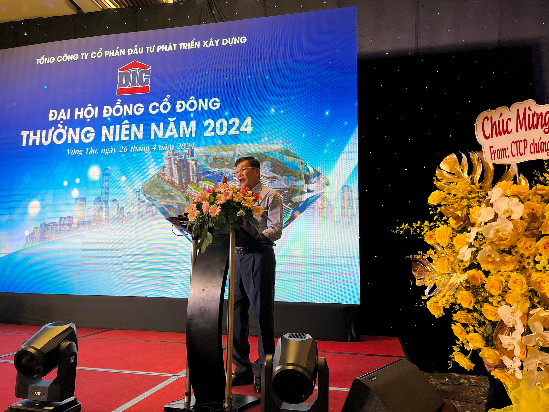 Chủ tịch DIC Corp (DIG): “Sai lầm lớn của tôi là chỉ làm khu đô thị, không quan tâm đến khu công nghiệp, làm mất một khoản thu rất lớn” - Ảnh 1. Chủ tịch DIC Corp (DIG): “Sai lầm lớn của tôi là chỉ làm khu đô thị, không quan tâm đến khu công nghiệp, làm mất một khoản thu rất lớn” - Ảnh 1.