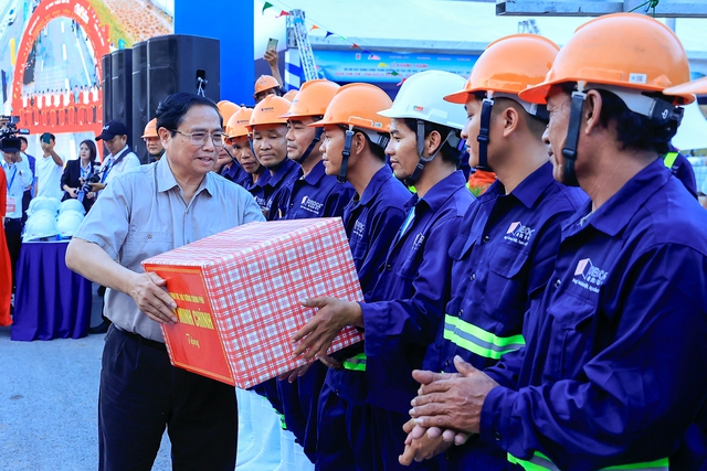 Khánh thành thêm 2 dự án huyết mạch, cả nước có hơn 2.000 km cao tốc - Ảnh 8. Khánh thành thêm 2 dự án huyết mạch, cả nước có hơn 2.000 km cao tốc - Ảnh 8.