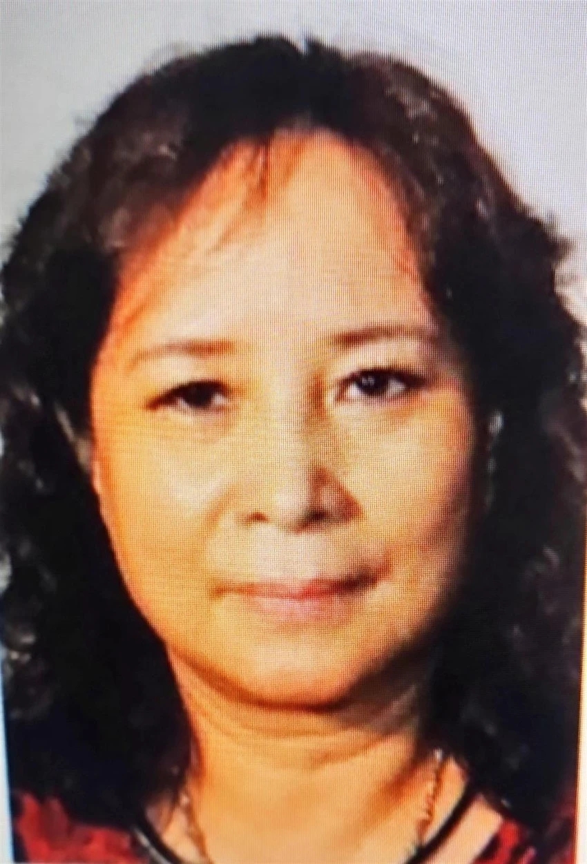 Vụ buôn lậu 6 tấn vàng: Bị can xách vàng qua cửa VIP, nhân viên thấy Vụ buôn lậu 6 tấn vàng: Bị can xách vàng qua cửa VIP, nhân viên thấy