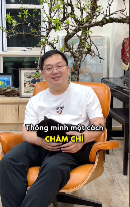 Sếp Hoàng Nam Tiến: 