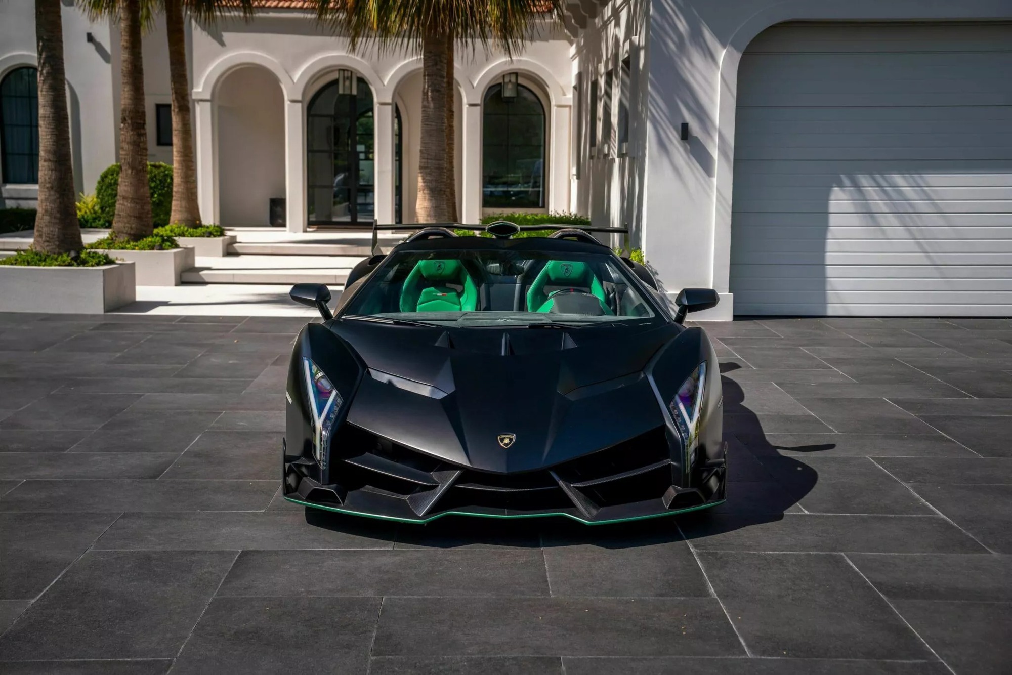 Siêu xe Lamborghini siêu hiếm, siêu xịn nhưng rao 2 lần trong 4 năm vẫn không ai mua - Ảnh 3. Siêu xe Lamborghini siêu hiếm, siêu xịn nhưng rao 2 lần trong 4 năm vẫn không ai mua - Ảnh 3.