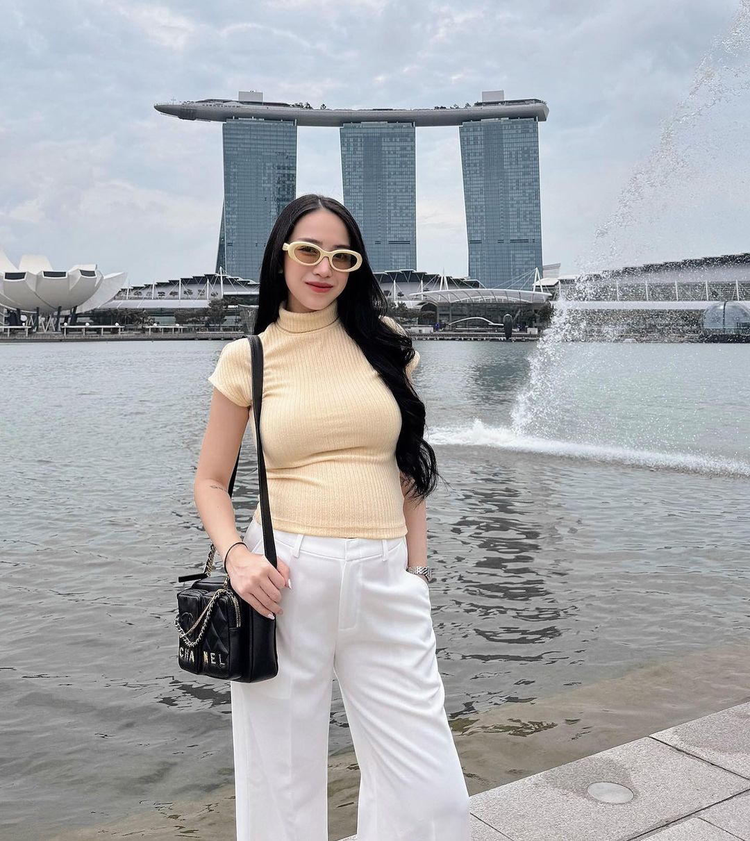 Ái nữ nhà đại gia có siêu xe đắt nhất Việt Nam lấy chồng năm 20 tuổi, đồ hiệu ''chất như núi'' trong tư gia, sắp đón ''rồng vàng'' ở tuổi 25 - Ảnh 5.