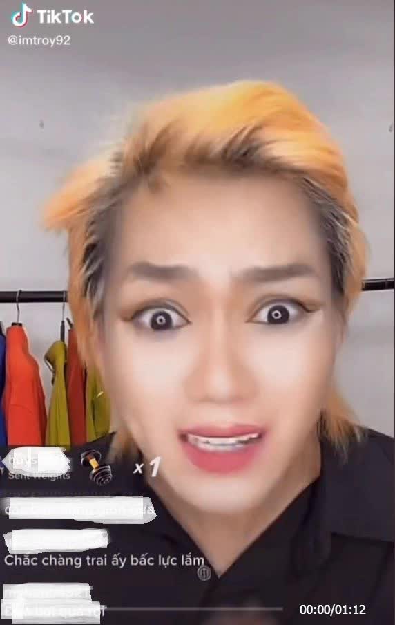 Phạm Thoại lập kỷ lục livestream 1 phiên được 2 triệu USD: Vì sao bị nhiều người gọi là “lố lăng” vẫn hút tương tác khủng đến vậy?- Ảnh 7.