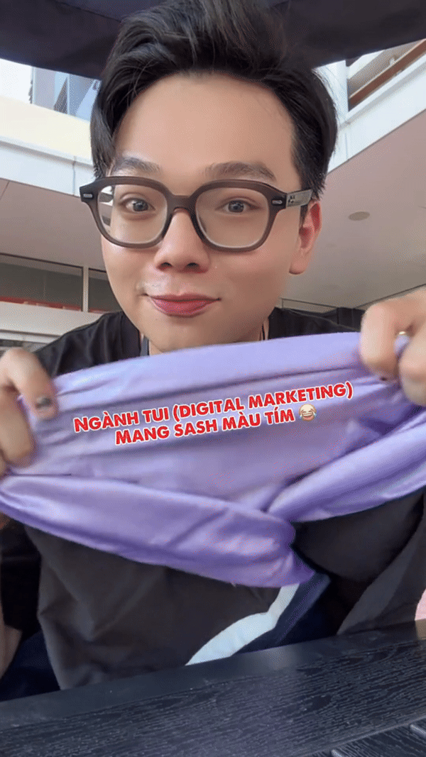 Nam sinh tiết lộ những món đồ RMIT chuẩn bị cho tân  cử nhân: Toàn đồ xịn, phí tốt nghiệp đã 2 triệu/sinh viên- Ảnh 3.