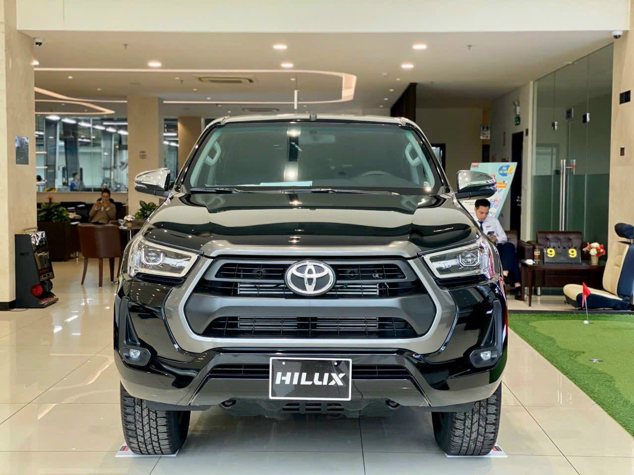 Loạt xe dự kiến ra mắt tháng 5/2024: Hilux trở lại, Corolla Cross và xe hybrid 'chiếm sóng' - Ảnh 6.