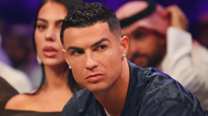 Ronaldo &quot;đau đầu&quot; với vụ kiện bồi thường 1 tỷ USD, có nguy cơ mất sạch tài sản bao năm tích góp - Ảnh 1.