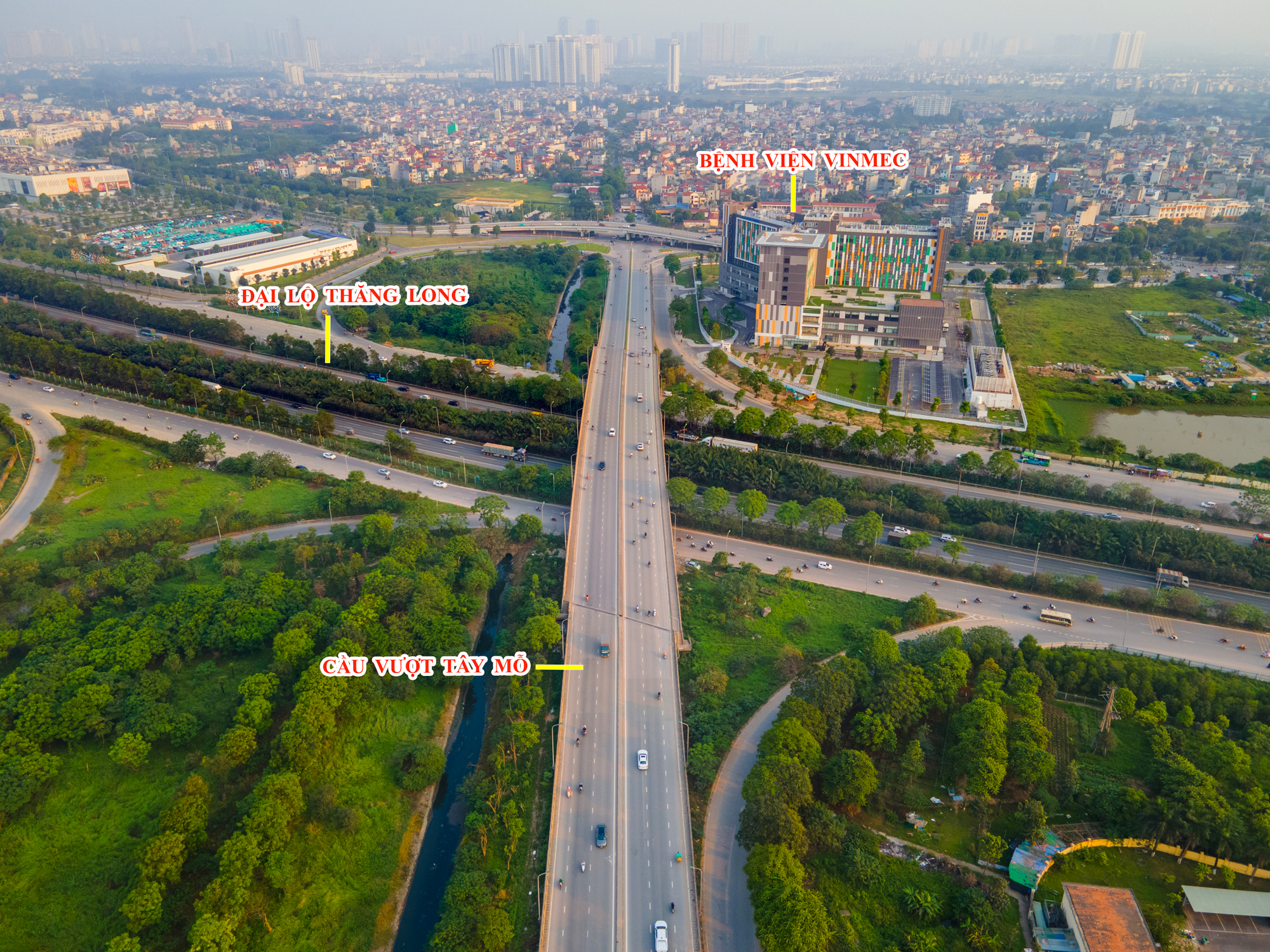 Cận cảnh con đường sắp được chi 2.800 tỷ để mở rộng, nối đại đô thị của Vinhomes với ga đường sắt tỷ USD- Ảnh 2. Cận cảnh con đường sắp được chi 2.800 tỷ để mở rộng, nối đại đô thị của Vinhomes với ga đường sắt tỷ USD- Ảnh 2.