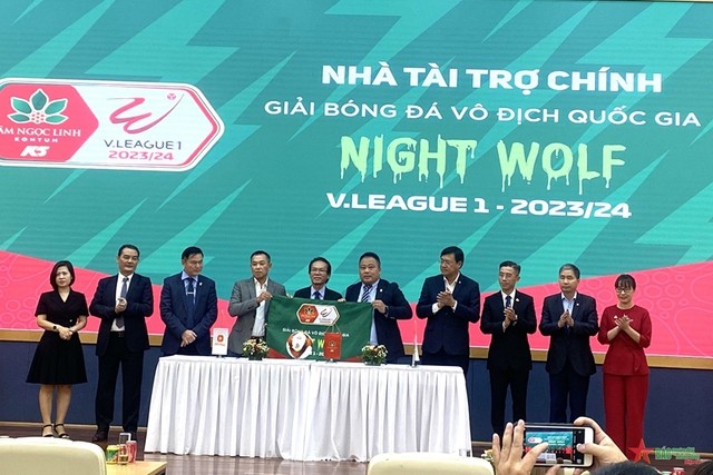 Nợ xấu 63 tỷ đồng với FPT Telecom, một công ty vẫn chốt đơn 20 chiếc Wuling Mini EV để đi bán hàng, từng vướng vào 'lùm xùm' với bầu Đức - Ảnh 4.