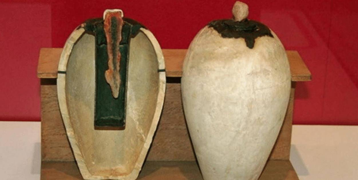 Vật thể kỳ lạ được khai quật ở Iraq lập tức gây chấn động: Liên quan đến thần y Trung Hoa?- Ảnh 2.