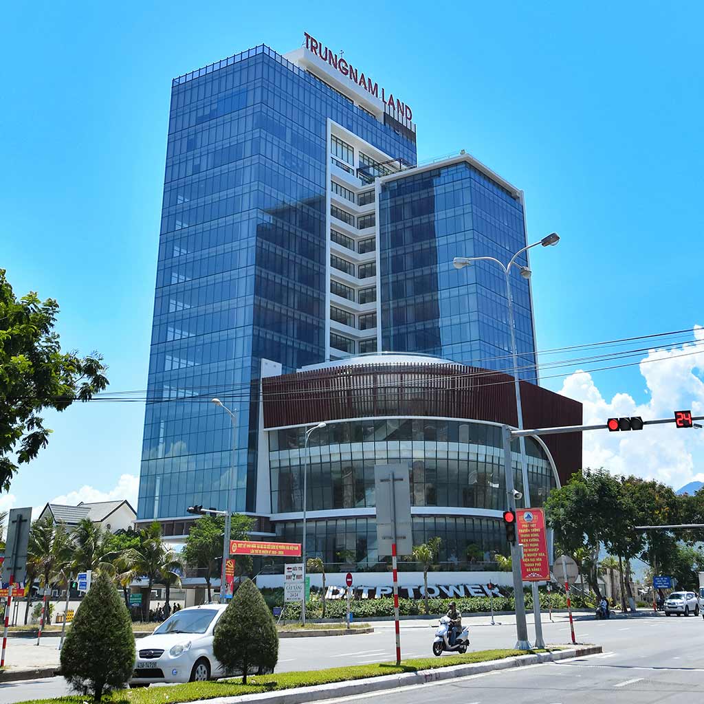 Chủ tịch HĐQT bị tạm hoãn xuất cảnh, loạt dự án bất động sản của Trung Nam Group hiện nay thế nào?- Ảnh 2. Chủ tịch HĐQT bị tạm hoãn xuất cảnh, loạt dự án bất động sản của Trung Nam Group hiện nay thế nào?- Ảnh 2.