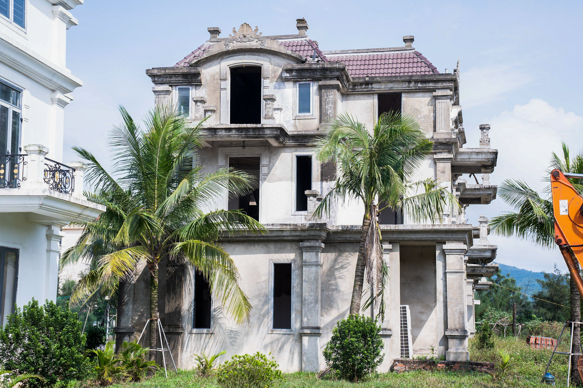 Khu biệt thự 370 tỷ đồng nằm hoang lạnh bên bờ biển Hà Tĩnh- Ảnh 3.