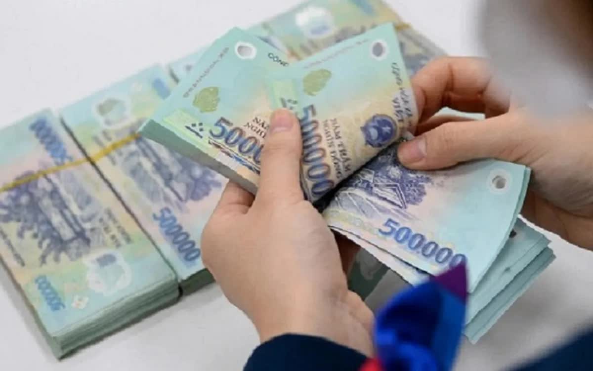 Đề nghị kéo dài giảm 2% thuế VAT cho tất cả các mặt hàng- Ảnh 3. Đề nghị kéo dài giảm 2% thuế VAT cho tất cả các mặt hàng- Ảnh 3.