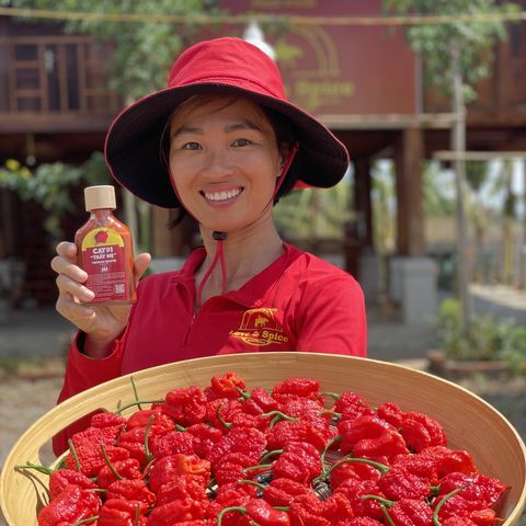 Founder hãng tương ớt “cay quá đã”, “cay như quỷ”: Lên Google học lên men 1 tấn ớt, đem giống ớt cay đạt kỷ lục Guinness trồng tại Việt Nam, đưa lên kệ tất cả các sàn TMĐT- Ảnh 3.