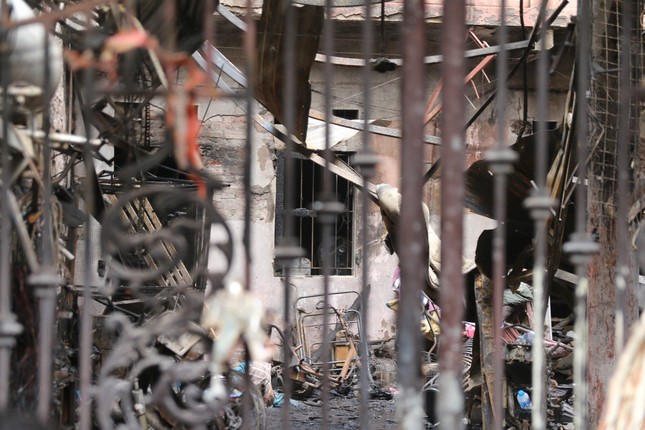 6 nạn nhân vụ cháy nhà trọ được bồi thường 2,7 tỷ đồng bảo hiểm- Ảnh 1.