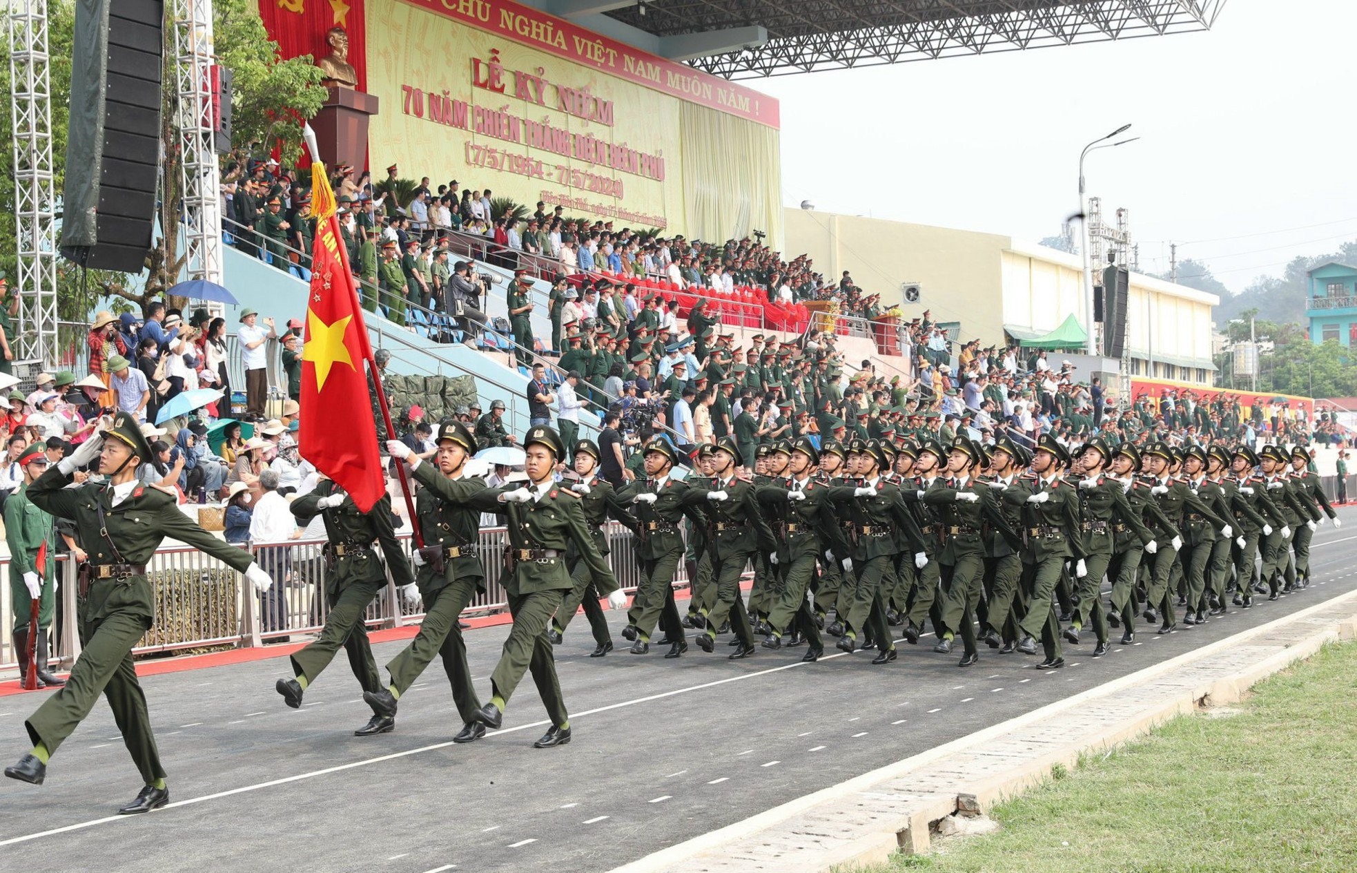 Sơ duyệt lễ kỷ niệm 70 năm chiến thắng Điện Biên Phủ - Ảnh 10.