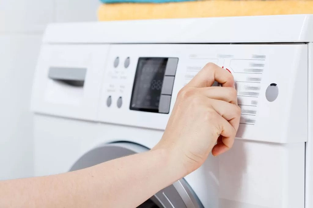 Nút trên máy giặt tưởng là tiện nhưng thực chất nhiều Nút trên máy giặt tưởng là tiện nhưng thực chất nhiều
