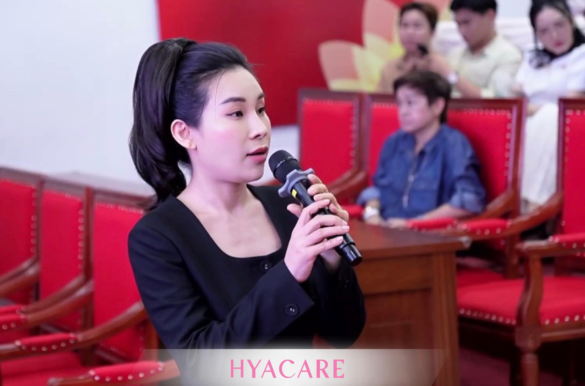 Hội thảo khoa học "Bước tiến mới trong chăm sóc và trẻ hóa vùng kín"- Ảnh 2.