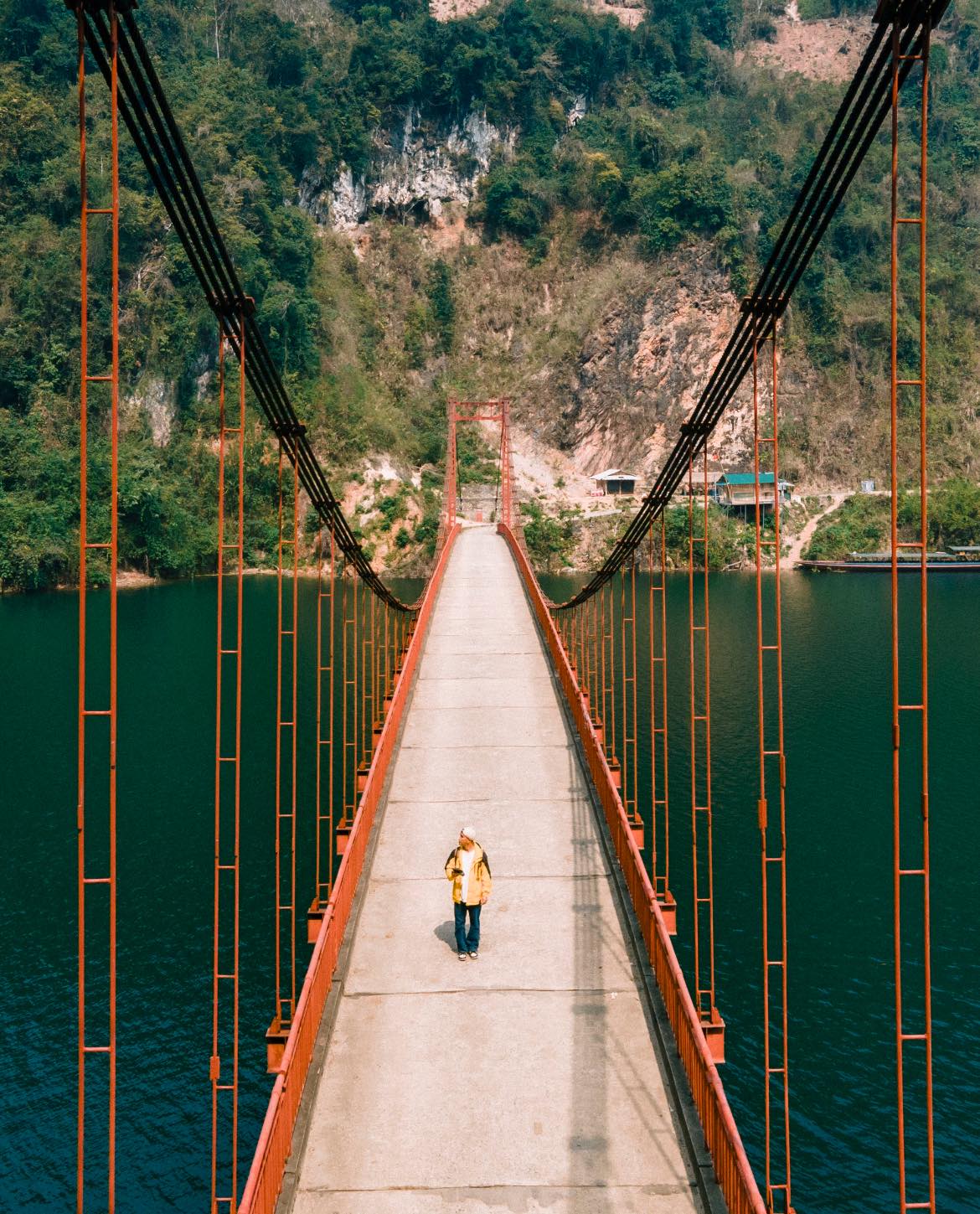 Phát hiện cây cầu treo đẹp như tranh vẽ giữa núi rừng Điện Biên, nhiều người không ngờ đây là khung cảnh tại Việt Nam- Ảnh 8.