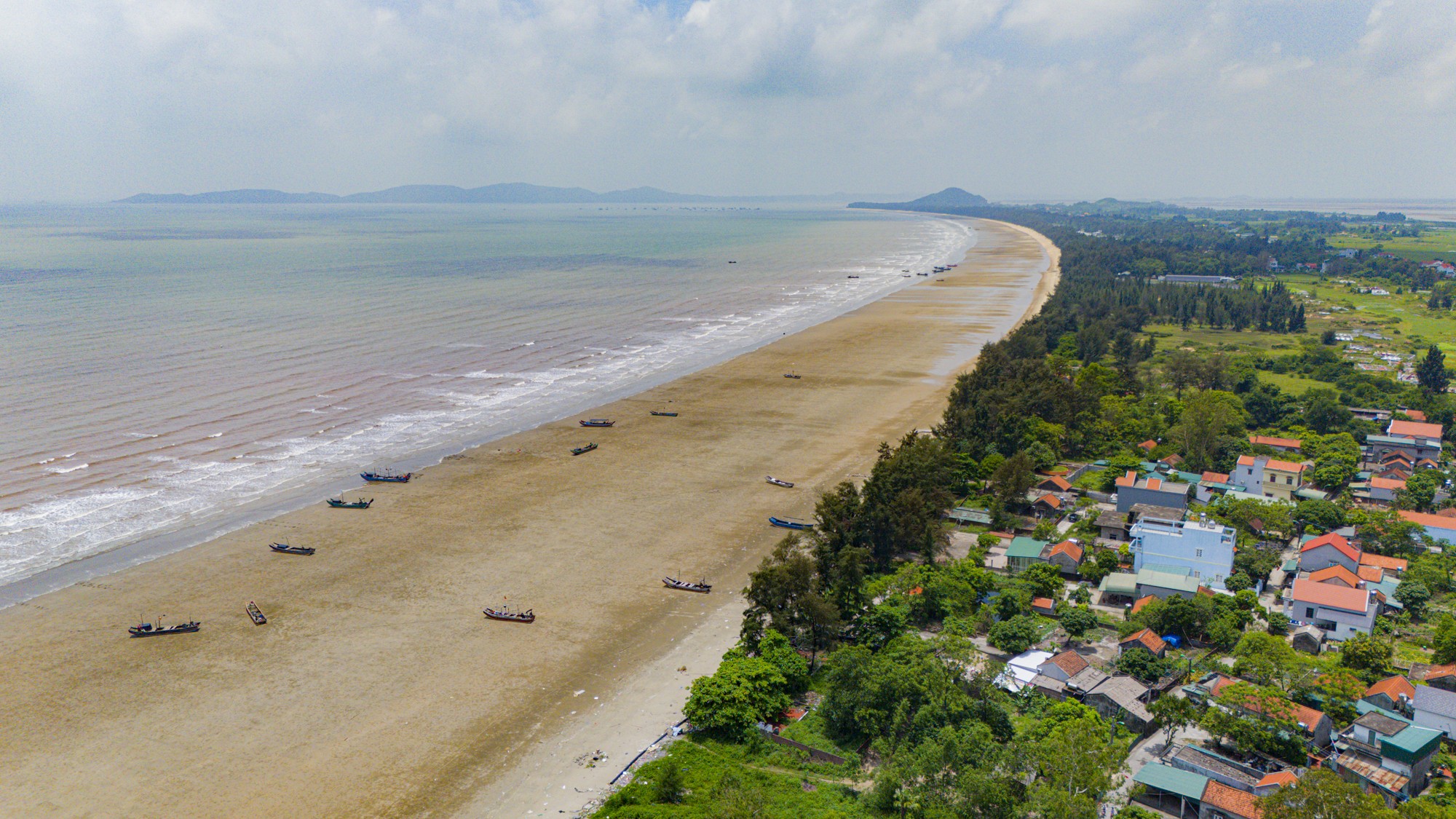 Diện mạo 2 địa phương biên giới sắp sáp nhập để trở thành “siêu thành phố” rộng gần bằng Đà Nẵng: Có cửa khẩu, đường cao tốc, dự án tỷ USD- Ảnh 8.