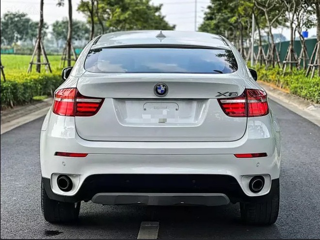 Dân chơi Việt bỏ 400 triệu ra độ BMW X6 15 năm tuổi đẹp như đời mới: Tiền đủ mua i10 mới, đổi lại trông như xe 4 tỷ- Ảnh 3.