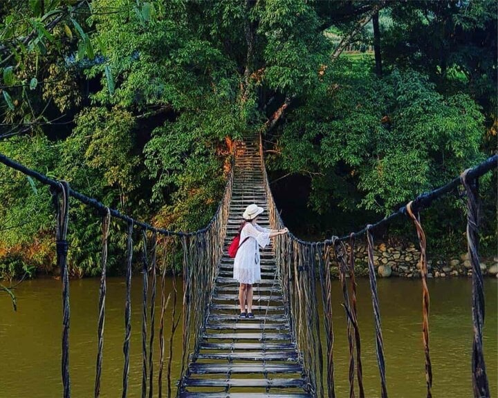 Hè này, về ngôi làng 'Sapa thu nhỏ' ngắm ruộng bậc thang mùa nước đổ đẹp mơ màng- Ảnh 5.