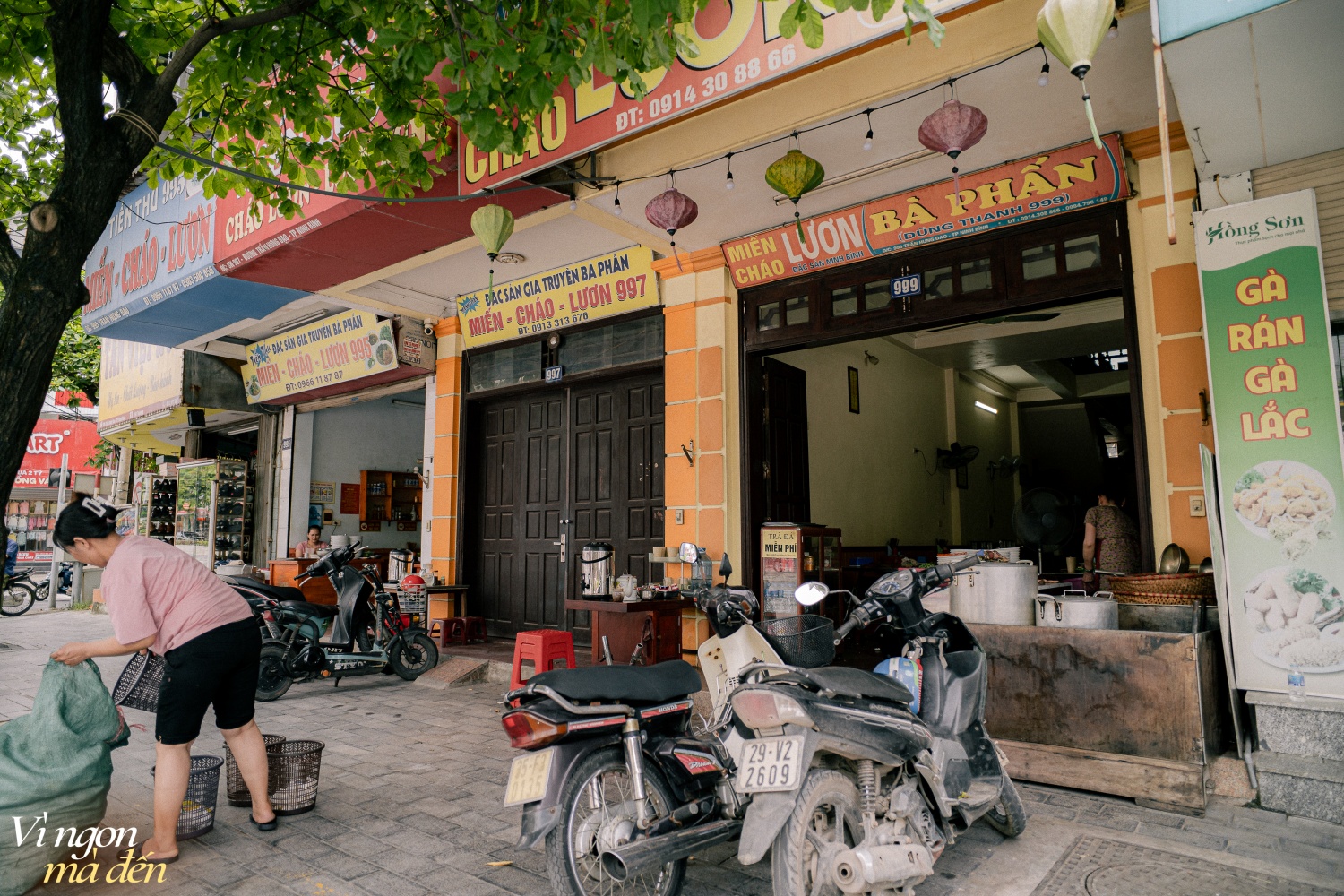 Ăn gì ở Ninh Bình? Ghé hàng miến lươn nức tiếng tuổi đời hơn nửa thế kỷ, thưởng thức bún chả vuông tại quán ngày bán "sương sương" 700 suất- Ảnh 8.