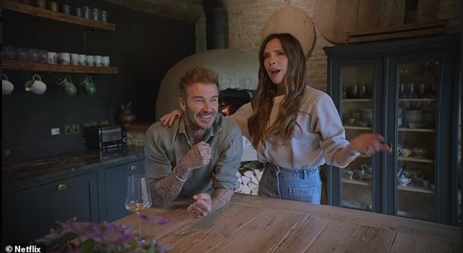 Cuộc sống tiện nghi trong dinh thự 350 tỷ của David Beckham: Lều nướng BBQ giá tiền tỷ, còn có hầm trú ẩn để chống trộm- Ảnh 7.