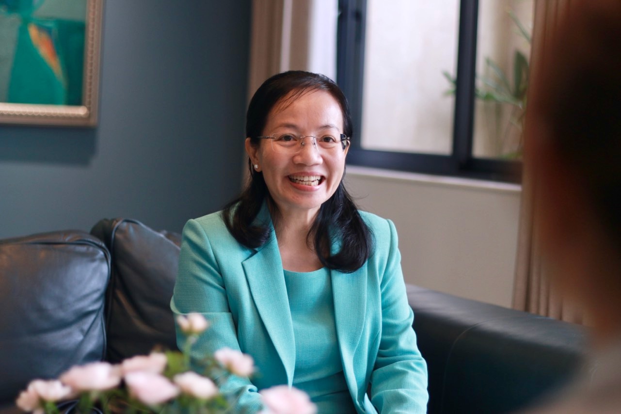 Khởi nghiệp tuổi 50 trên cù lao Bảo, bà chủ VinaEcolife cho công nhân đọc sách hàng ngày, học tâm lý, nói lời hay ý đẹp- Ảnh 5. Khởi nghiệp tuổi 50 trên cù lao Bảo, bà chủ VinaEcolife cho công nhân đọc sách hàng ngày, học tâm lý, nói lời hay ý đẹp- Ảnh 5.