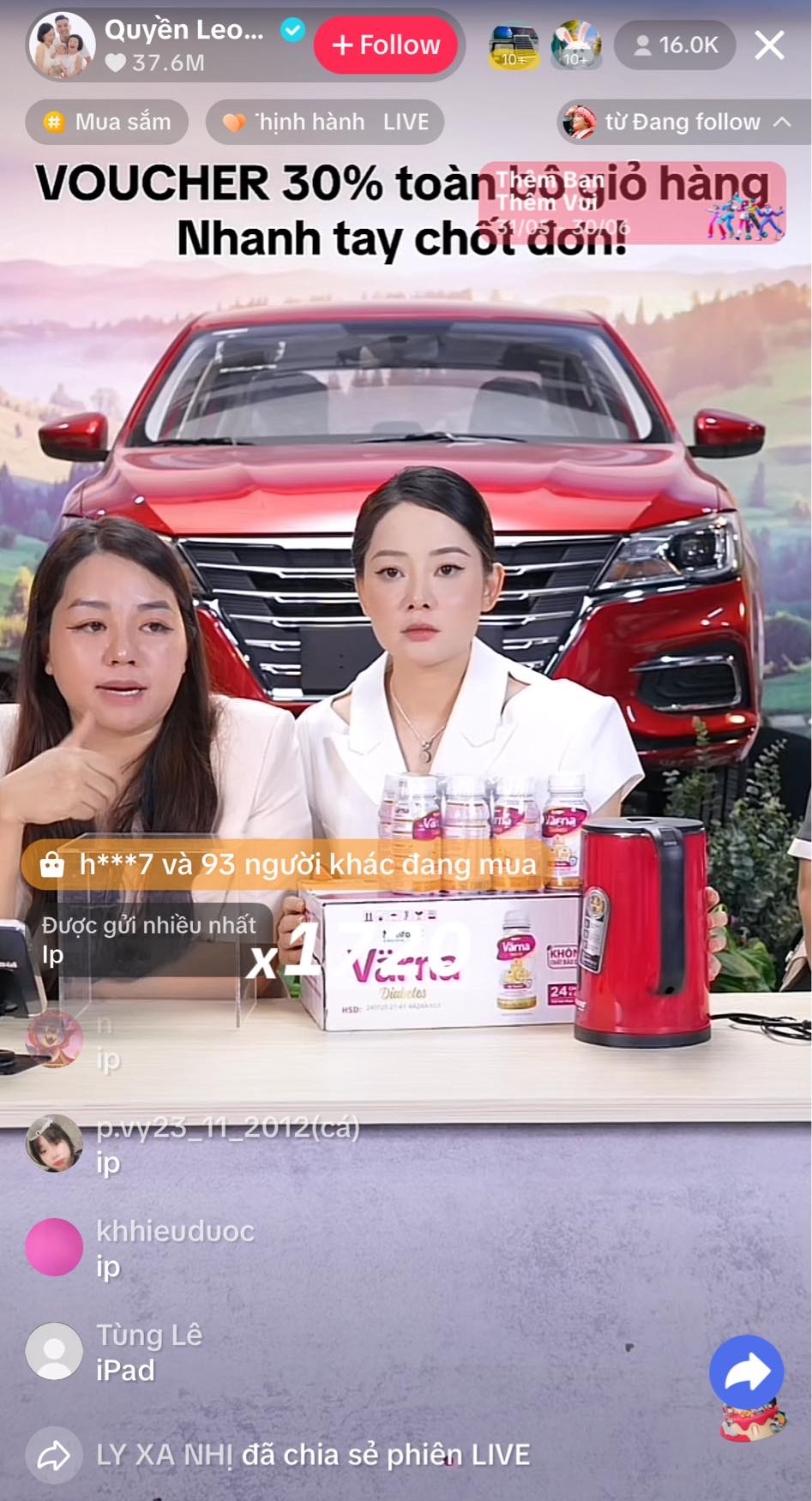 30 tiếng live ròng rã, dân mạng đòi giải cứu Quyền Leo Daily khỏi phi vụ 150 tỷ khi Võ Hà Linh "tham chiến", Quang Linh Vlogs đã bán xong từ lâu- Ảnh 1.